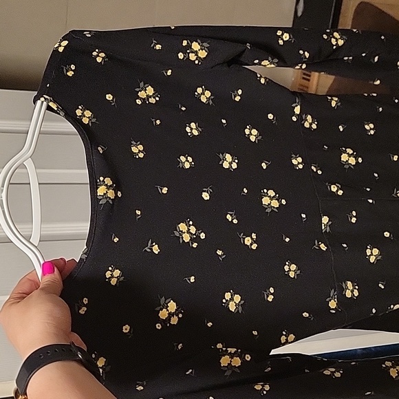 Long sleeve dress - Picture 3 of 4